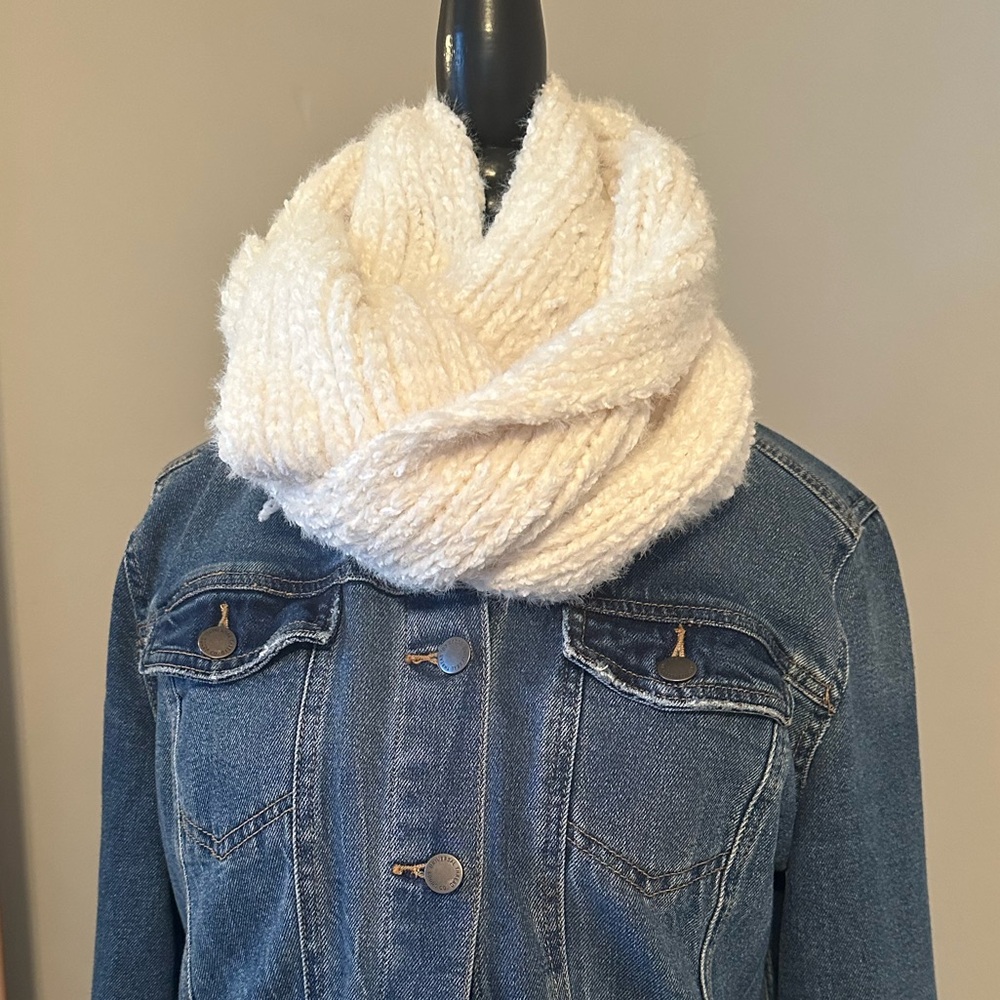Cozy Cream Knit Scarf